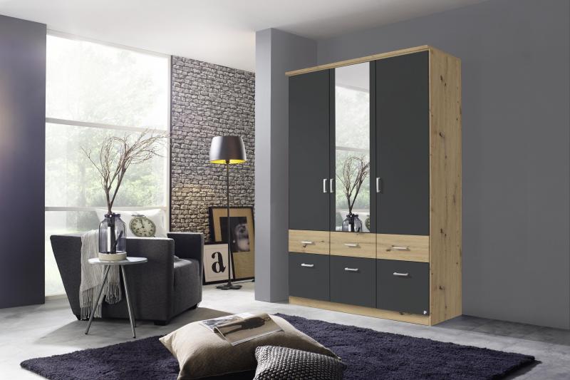 Drehtürenschrank